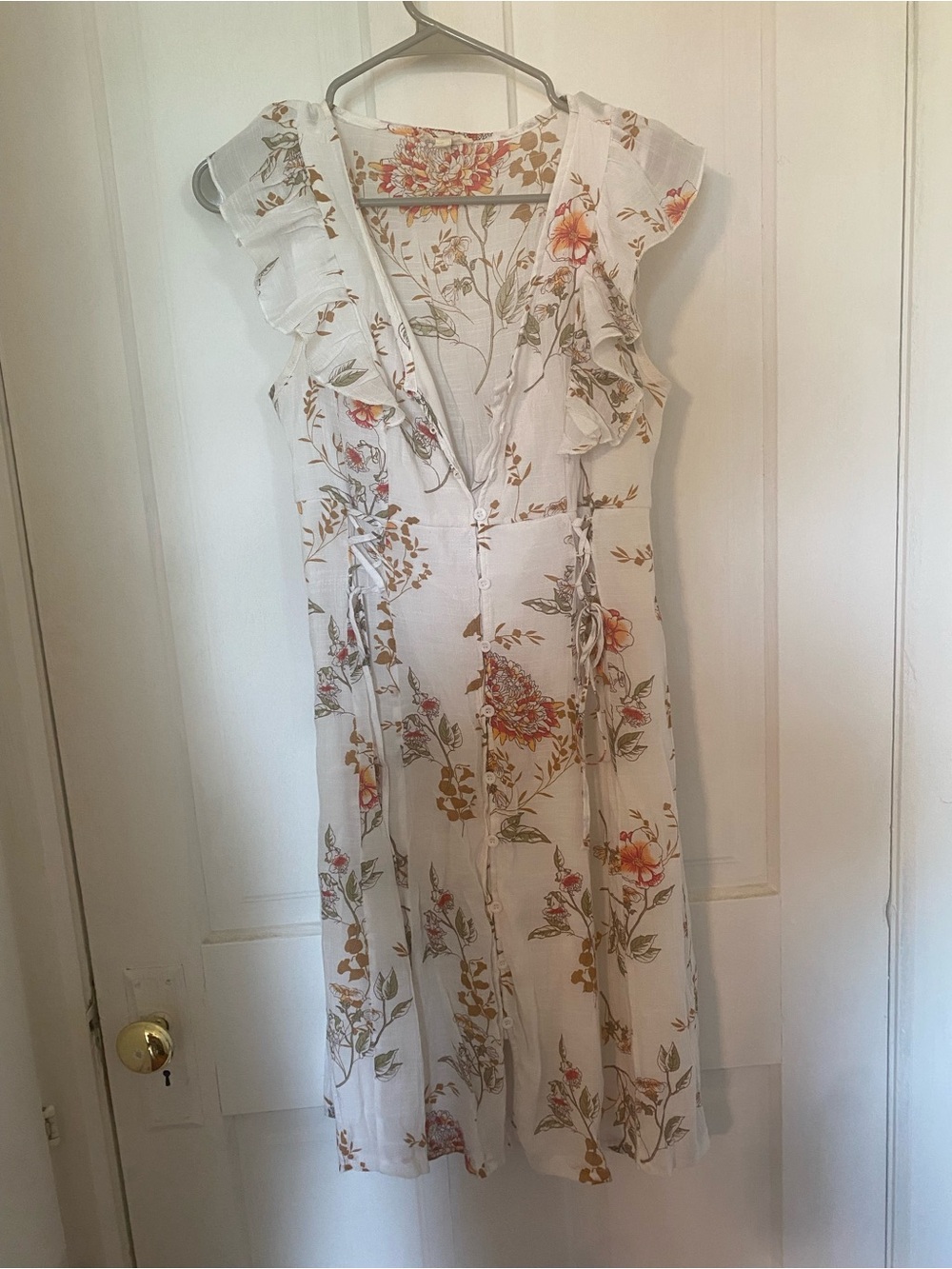 White Floral Ruffle V-Neck Midi Dress Size Small